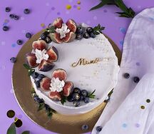 Торт подарочный для Мамы с инжиром