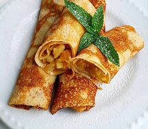 Блин с яблоко курагой