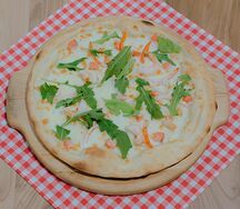 Пицца с морепродуктами 