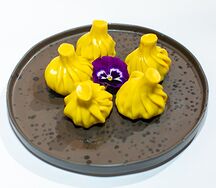 Хинкали с сыром и зеленью