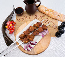 Шашлык из cвинoй шеи