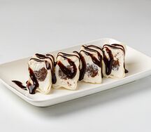 Сладкий шоколадный ролл