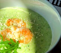 Крем суп из брокколи с креветками