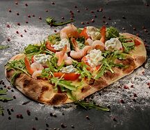 Римская пицца с маринованной креветкой