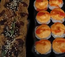 Комбо Японский хот-дог с угрем и запечённый Спайси с мидиями