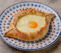 Хачапури по-аджарски