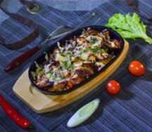 Сковородка с курицей