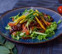 Тёплый тайский с говядиной