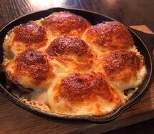Шампиньоны, запечённые с сыром
