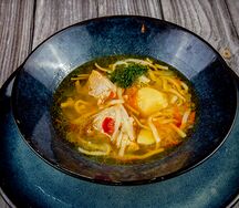 Куриный суп с лапшой