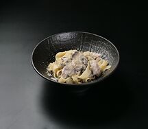 Паста с курицей и грибами