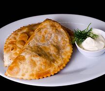 Чебуреки с мацони 2 шт