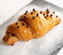 Круассан шоколадный