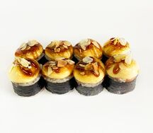 Запеченный футомаки с крабом