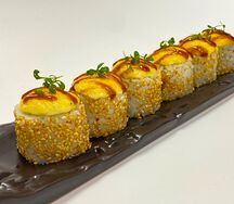 Запеченный лосось под соусом пармезан