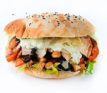 Донер в пите Цезарь с курицей