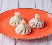 Хинкали со свининой и говядиной отварные
