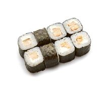 Маки с омлетом и сыром