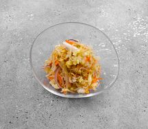 Салат с капустой и ростками