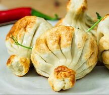 Жареные хинкали с сыром