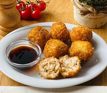 Сырные шарики с креветками