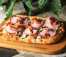Пицца Ветчина и Грибы