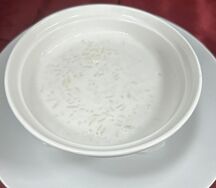 Рисовая каша на коровьем молоке