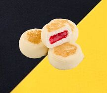 Сырники с клубничной начинкой