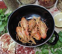 Раки обжаренные в соусе Том-ям крупные (15-19 шт. в кг.)