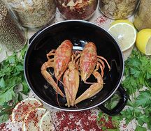 Раки обжаренные в соусе Том-ям отборные (10-14 шт. в кг.)