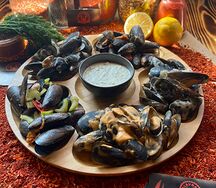 Мидийный сет Компания