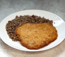 Шницель куриный с гарниром
