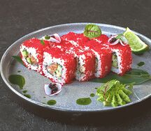 Ролл Калифорния с лососем