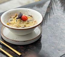 Феттуччине с курицей и грибами в сливочном соусе