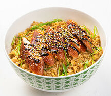 Угорь с рисом и устричным соусом