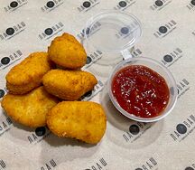 Наггетсы с томатным соусом