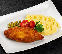Котлета по-киевски с картофельным пюре