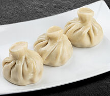 Хинкали со свининой и говядиной