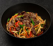 Удон с говядиной