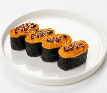 Запеченные суши с лососем (4 шт.)