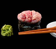 Гункан спайси с тунцом