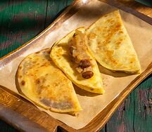 Кыстыбый с уткой и кремом из тыквы