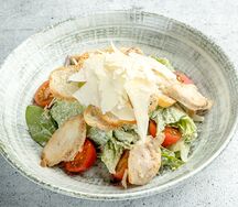 Цезарь с курицей