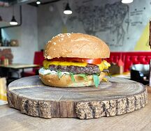 Греческий бургер