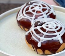 Сдобная булочка Паутина