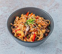 Вок с курицей терияки