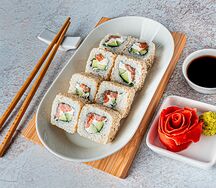 Ролл Филадельфия с кунжутом