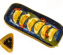 Гёдза с говядиной и луком