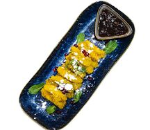 Бананы в панировке с джемом