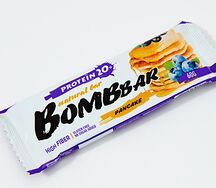 Bombbar батончик Смородиново-черничный панкейк